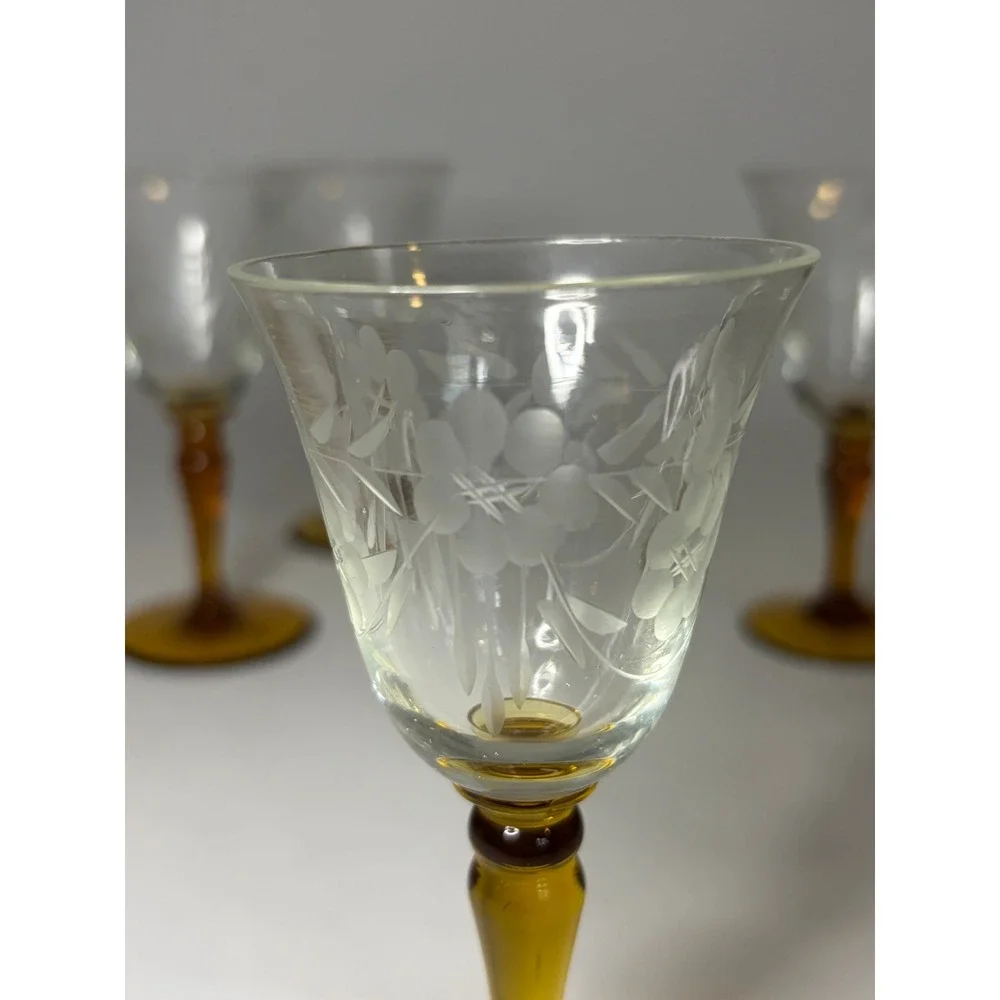 Set of 4 Vintage Etched Victorian Cordial Aperitif Glasses Ember Stems Barware